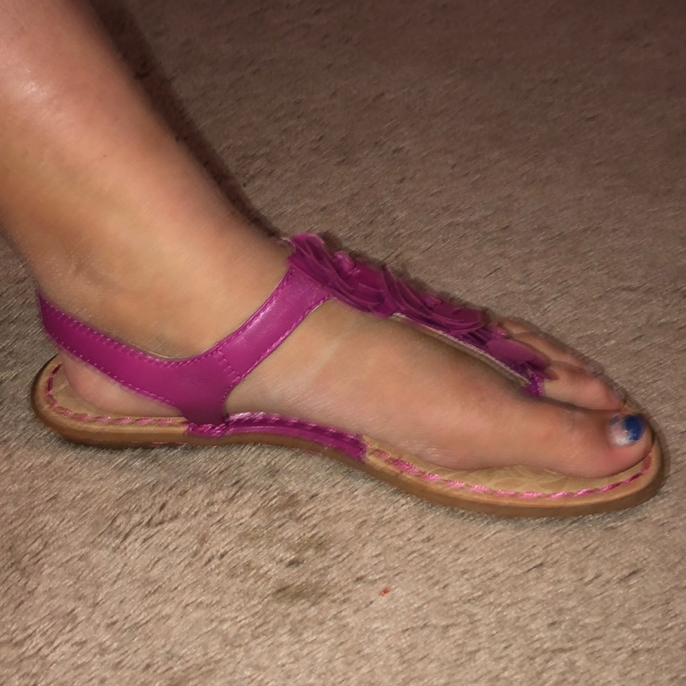 Sandals - Picture 2 of 4